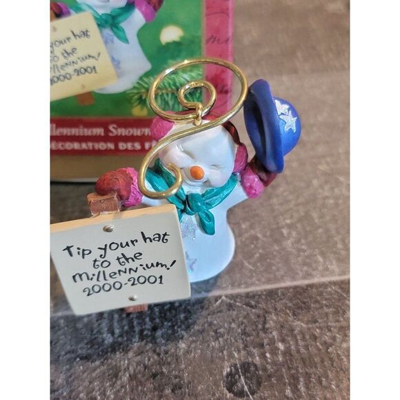Hallmark 2000 Millennium snowma'am ornament Xmas decor - Picture 2 of 4